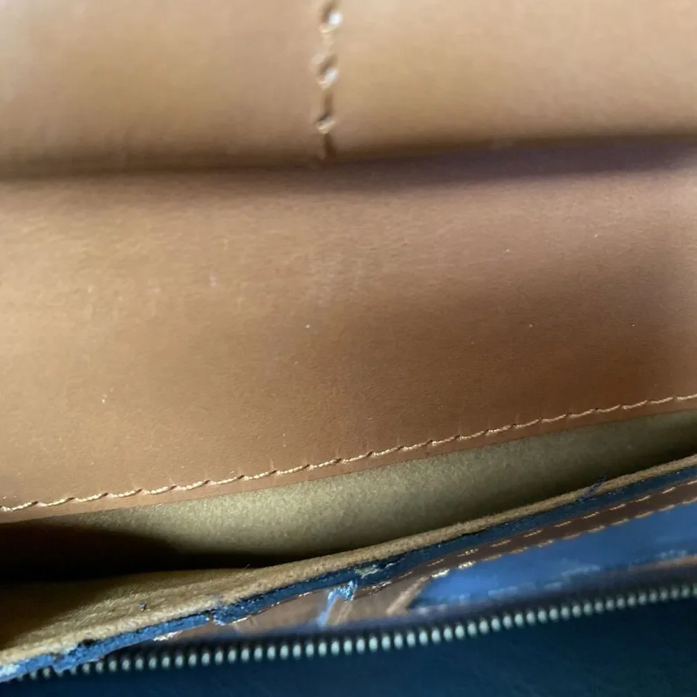 NWT Patricia Nash Edeline Leather Wristlet Wallet with RFID Protection Biscuit